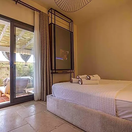 Otel June Alacati Adult Only